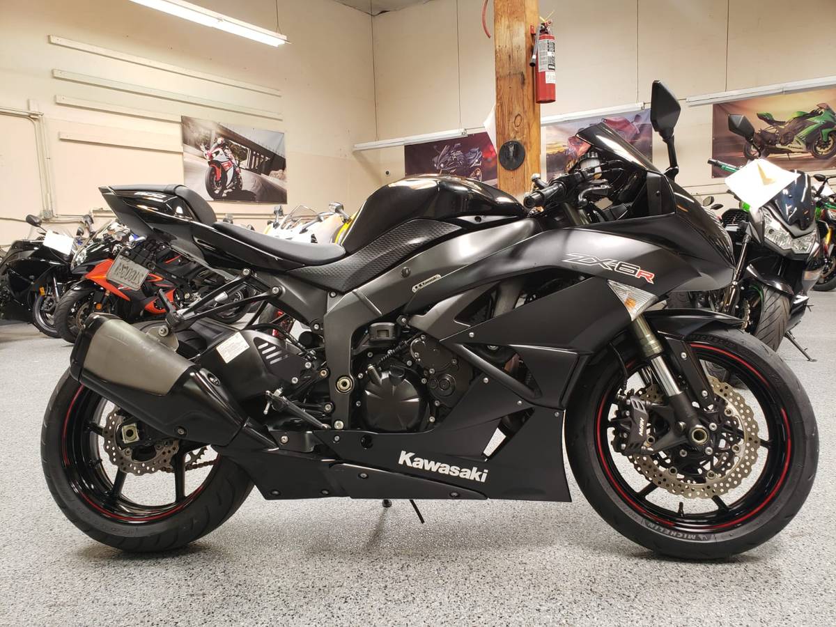 Kawasaki Ninja Zx R Ak Motors