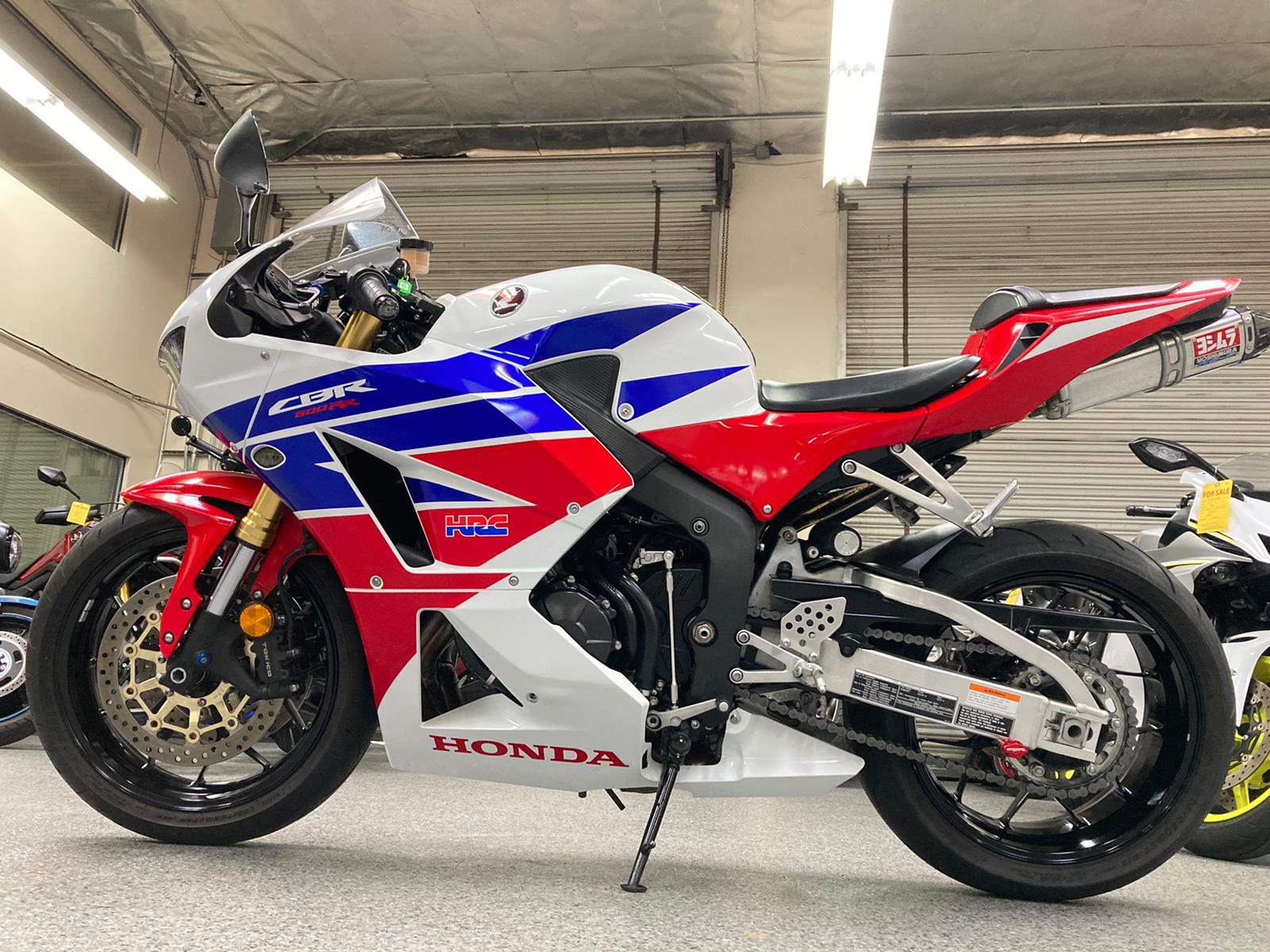 Honda Cbr Rr Tri Color Ak Motors