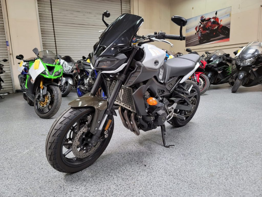 Yamaha FZ-09