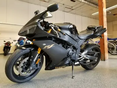 2008 Yamaha R1 Raven