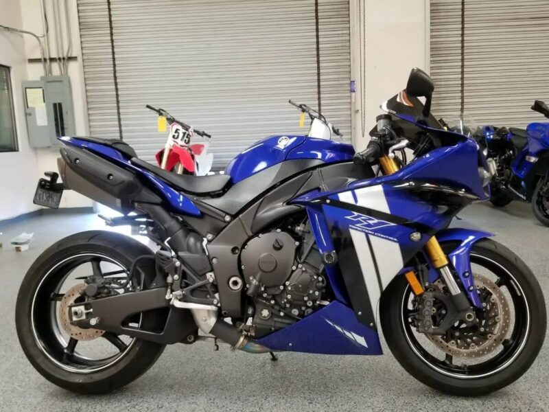 2012 Yamaha R1 Crossplane