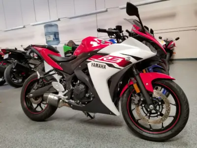 2015 Yamaha R3