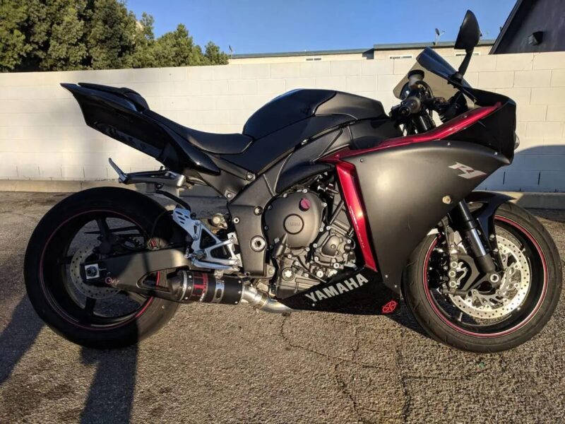 2009 Yamaha R1 Crossplane