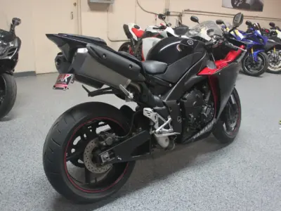 2009 Yamaha R1 Crossplane
