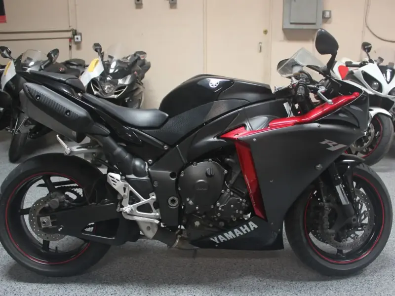 2009 Yamaha R1 Crossplane