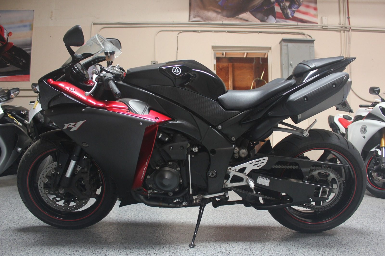 2009 Yamaha R1 Crossplane - AK Motors