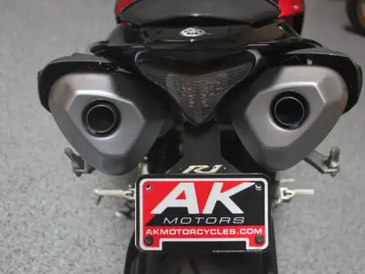 2009 Yamaha R1 Crossplane