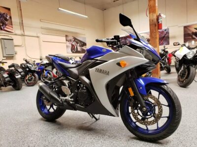 2015 Yamaha R3