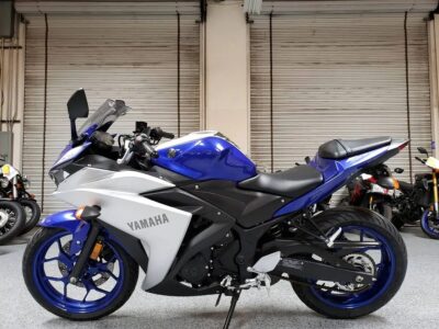 2015 Yamaha R3