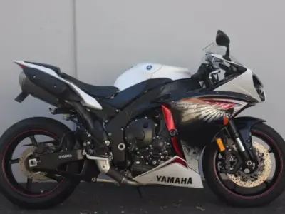 2012 Yamaha R1 Crossplane
