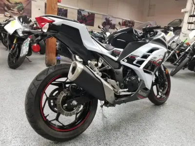 2014 Kawasaki Ninja 300 Special Edition