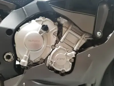 2016 Yamaha R1