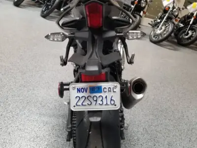 2016 Yamaha R1