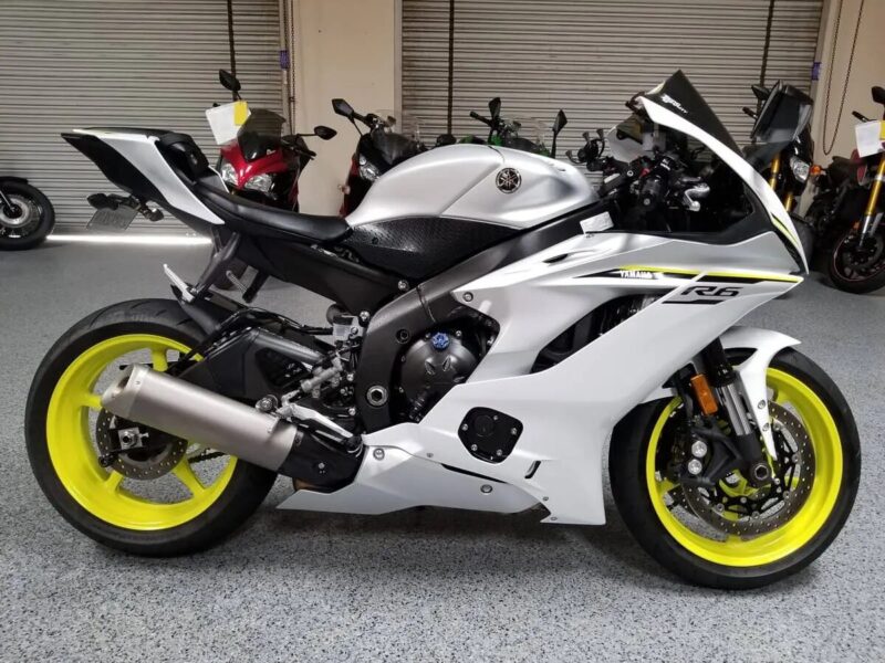 2017 Yamaha R6 ABS