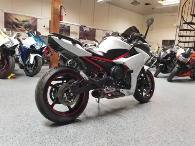 2013 Yamaha FZ6R