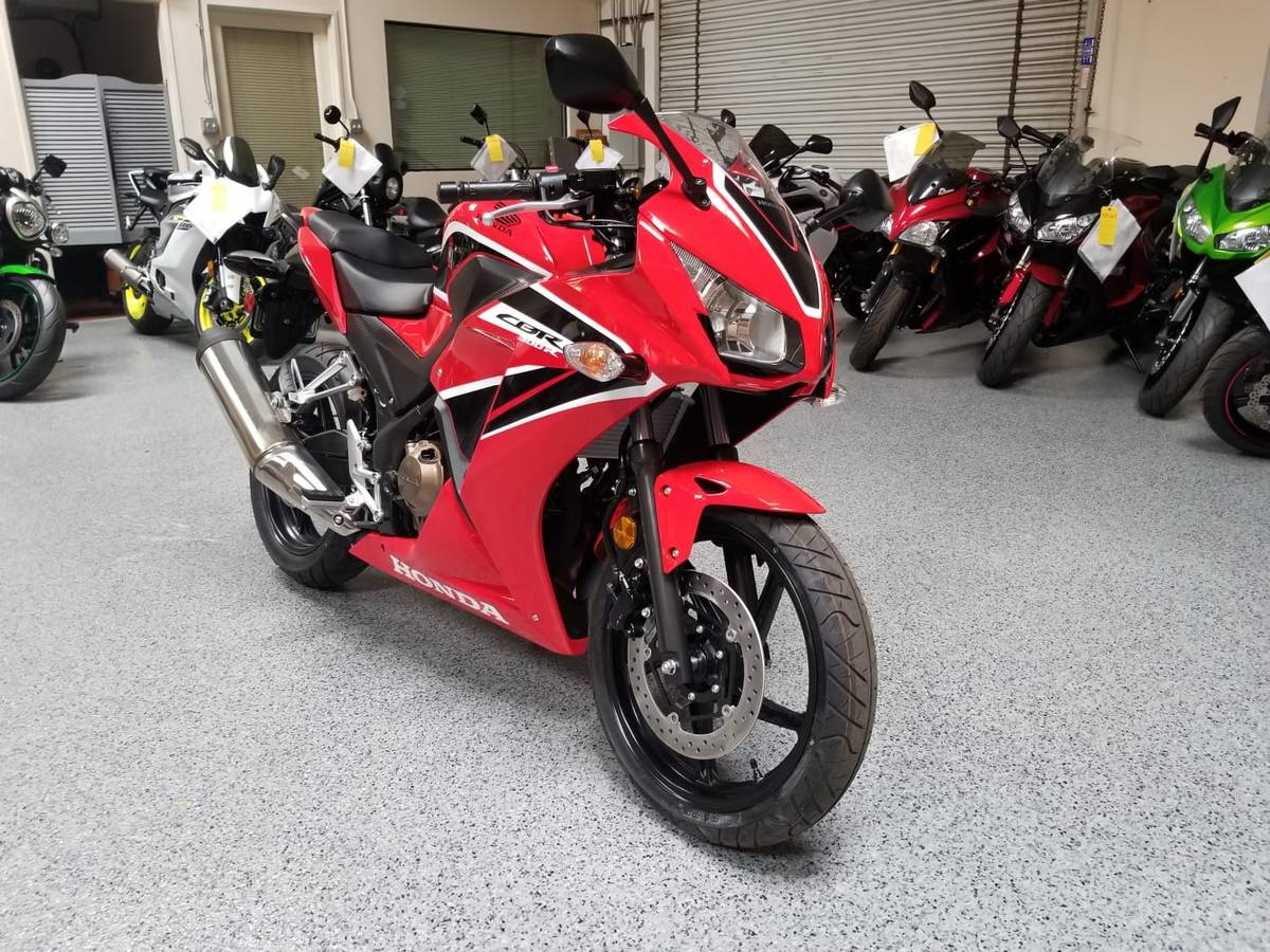 2017 Honda CBR300R CBR 300 - AK Motors