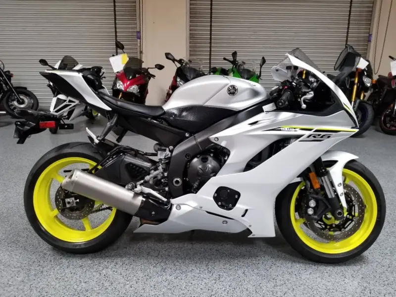 2017 Yamaha R6 ABS