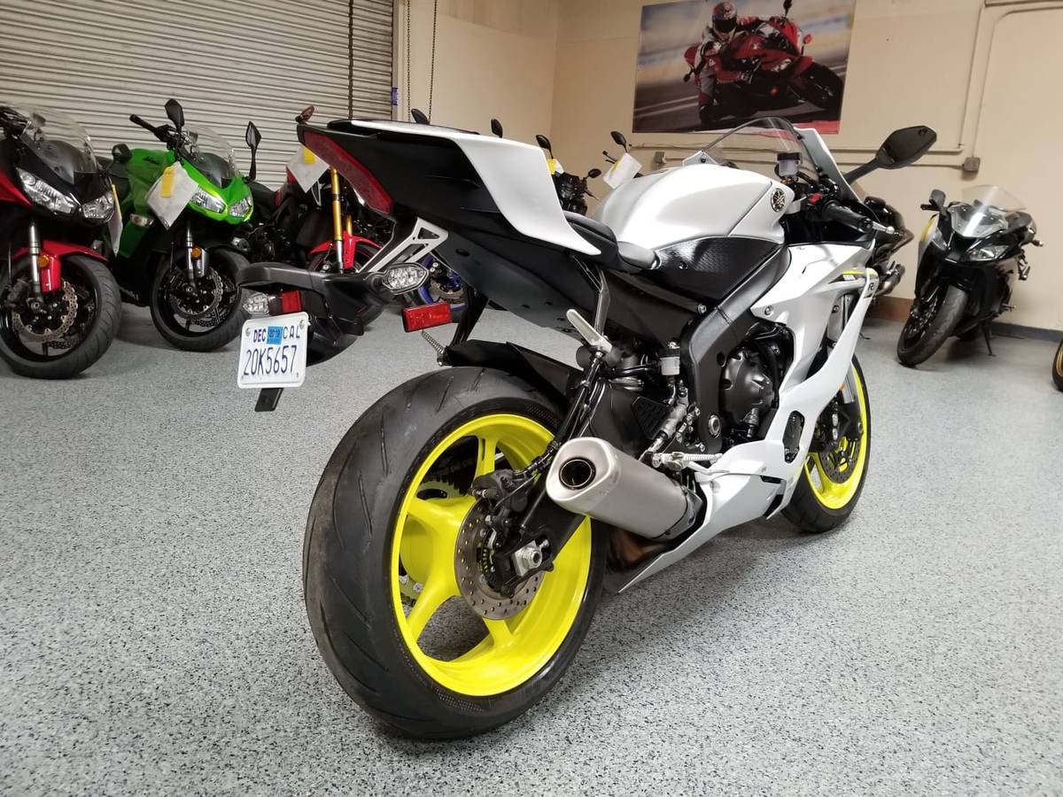 2017 Yamaha R6 ABS AK Motors