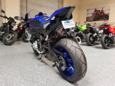 2015 Yamaha R1