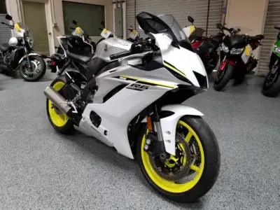 2017 Yamaha R6 ABS