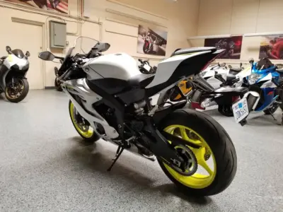 2017 Yamaha R6 ABS