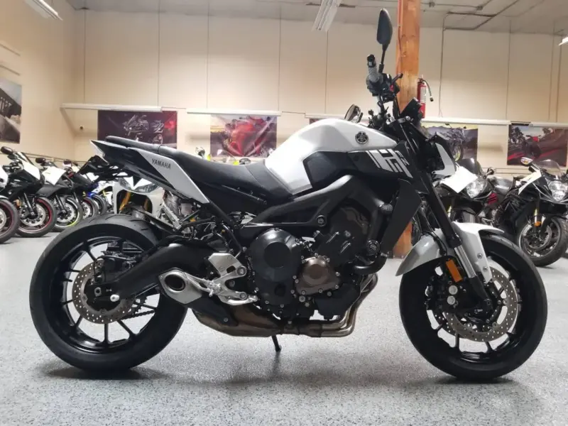 2017 Yamaha FZ09 FZ-09 ABS