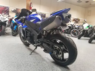2013 Yamaha R1 Crossplane