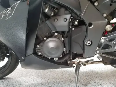 2012 Yamaha R1 Crossplane