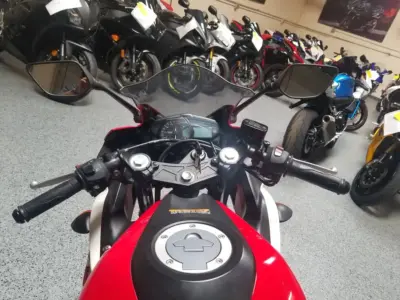 2015 Yamaha R3