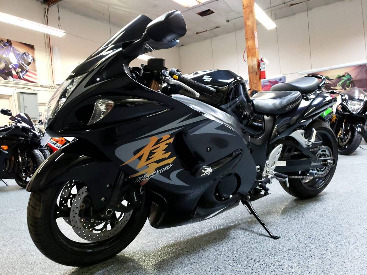 Buy 2009 Suzuki Hayabusa GSX1300R - 10000 Miles | AK Motors