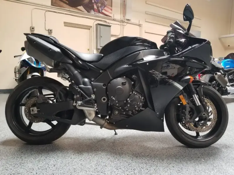 2012 Yamaha R1 Crossplane
