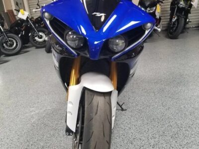 2013 Yamaha R1 Crossplane