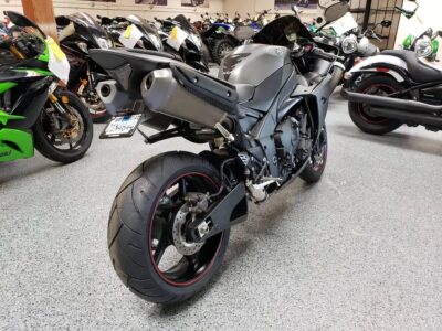 2013 Yamaha R1 Crossplane