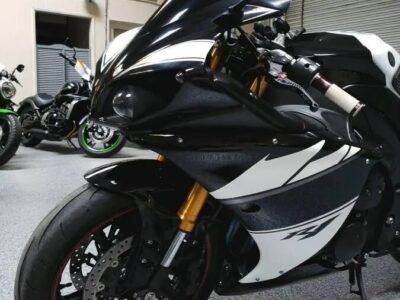 2009 Yamaha R1 Crossplane