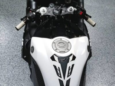 2009 Yamaha R1 Crossplane