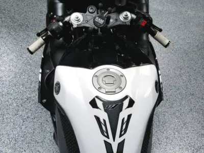 2009 Yamaha R1 Crossplane