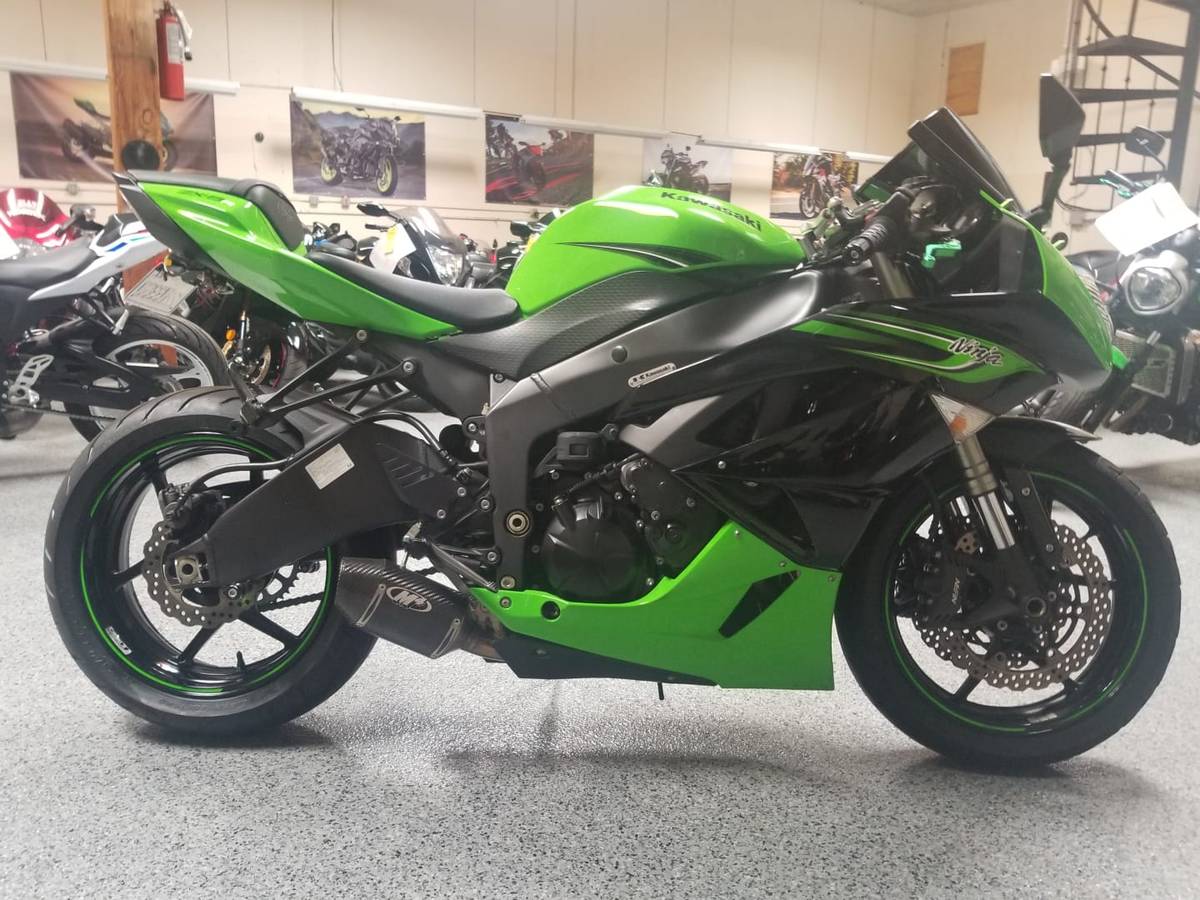 2011 Kawasaki Ninja ZX6R - AK MotorsAK Motors