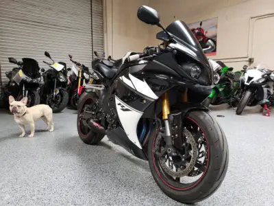 2009 Yamaha R1 Crossplane