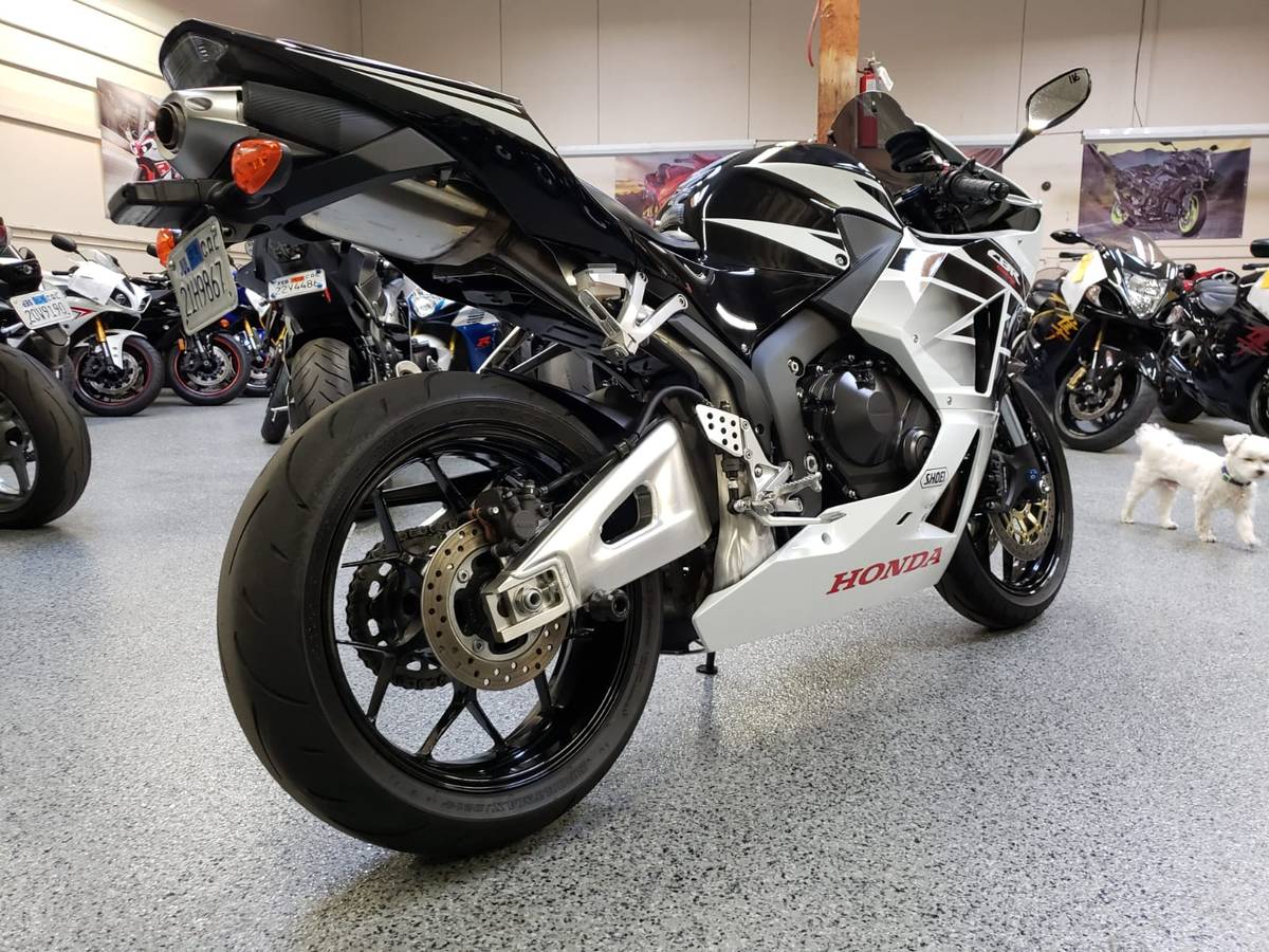 Buy 2016 Honda CBR600RR 3000 Miles AK Motors