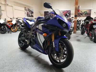 2012 Yamaha R1 Crossplane