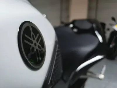 2009 Yamaha R1 Crossplane