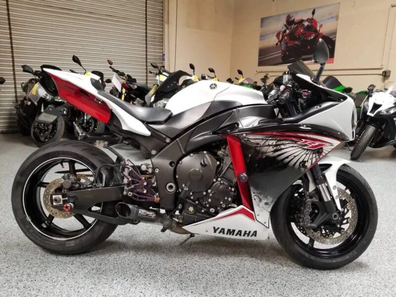 2012 Yamaha R1 Crossplane