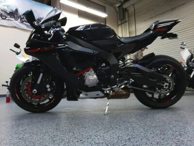 2015 Yamaha R1 Raven