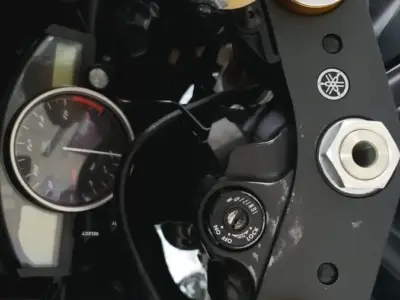 2015 Yamaha R6 Pearl White