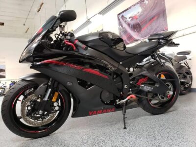 2015 Yamaha R6 Raven