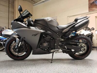 2013 Yamaha R1 Crossplane