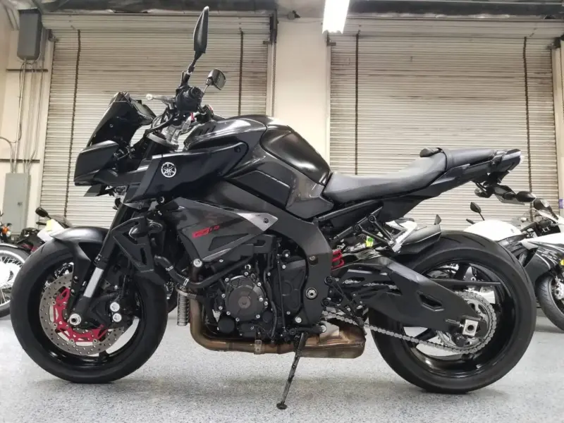 2017 Yamaha FZ-10 FZ10 MT10 MT-10