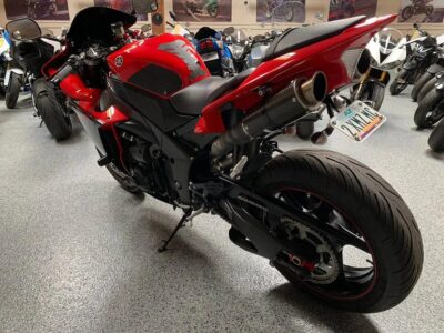 2013 Yamaha R1 Crossplane