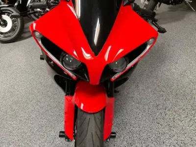 2013 Yamaha R1 Crossplane