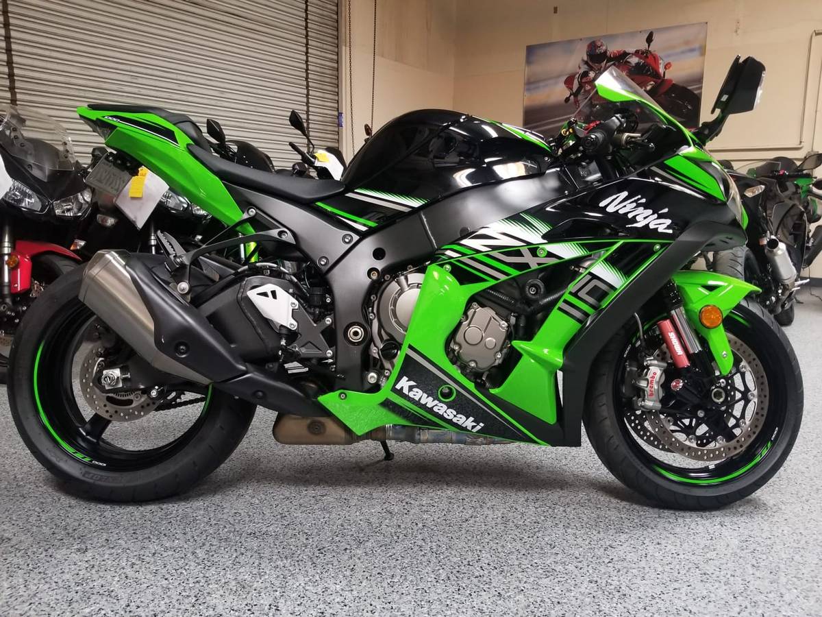 2016 Kawasaki Ninja ZX10R KRT - 8000 Miles | AK Motors